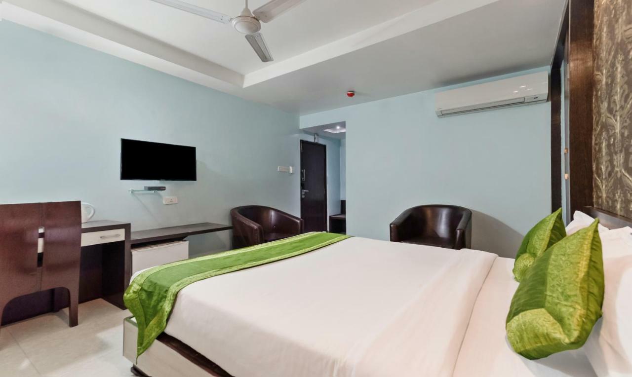Oyo 3811 Geetanjali Regency Hotel Calcutta Buitenkant foto