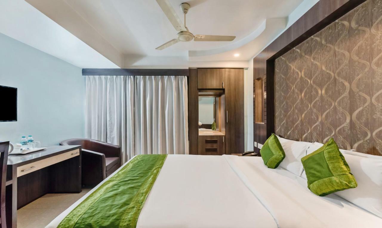 Oyo 3811 Geetanjali Regency Hotel Calcutta Buitenkant foto