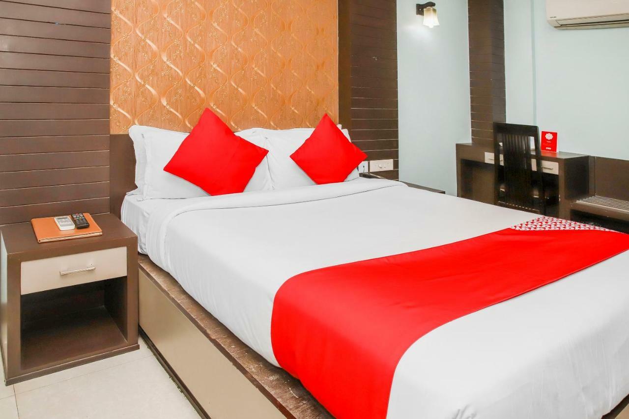 Oyo 3811 Geetanjali Regency Hotel Calcutta Buitenkant foto