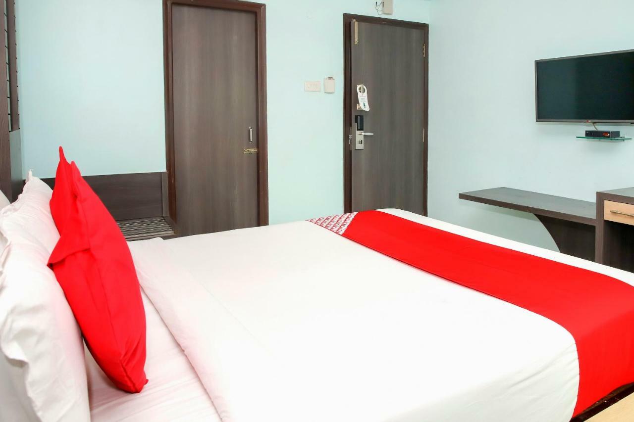 Oyo 3811 Geetanjali Regency Hotel Calcutta Buitenkant foto