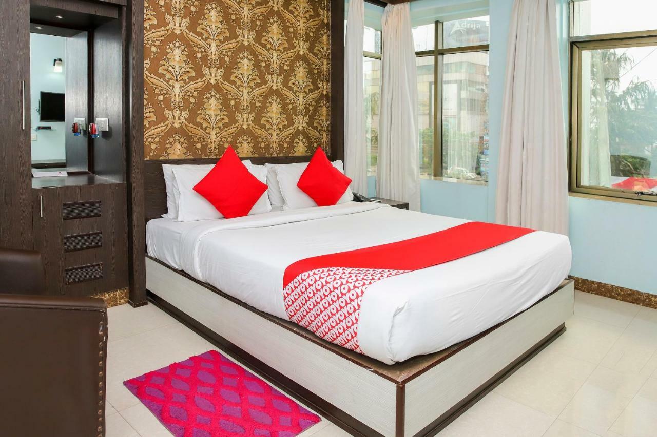Oyo 3811 Geetanjali Regency Hotel Calcutta Buitenkant foto