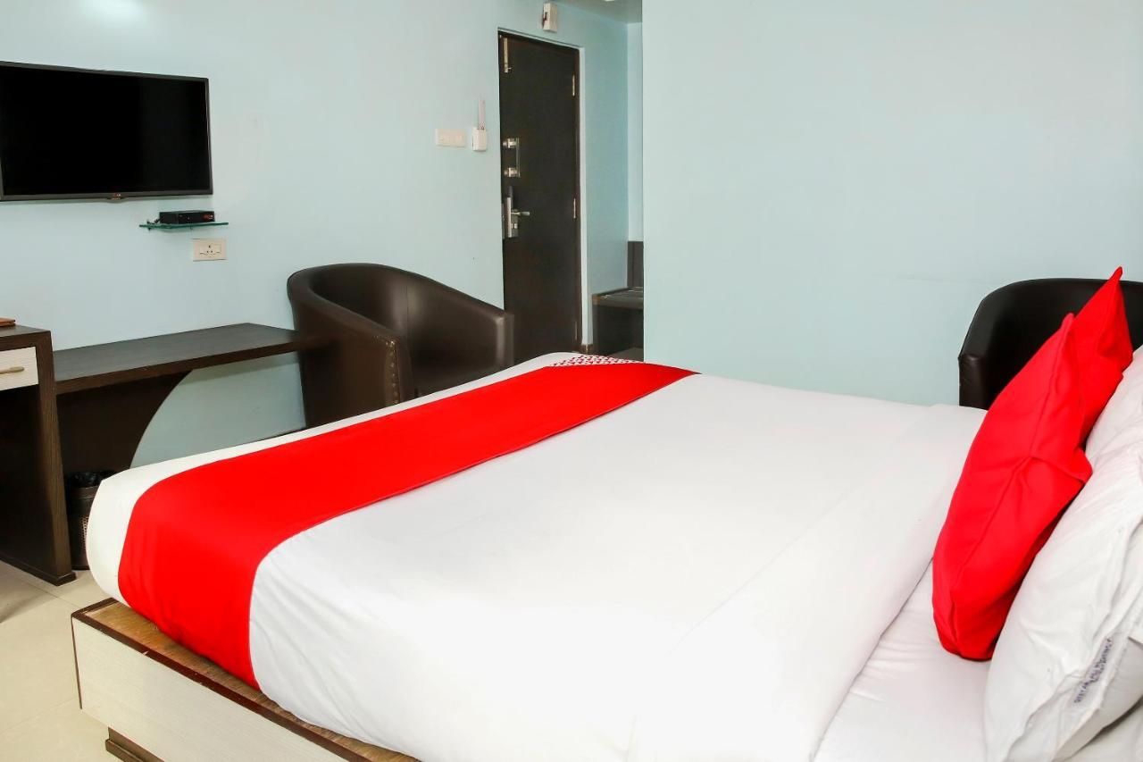 Oyo 3811 Geetanjali Regency Hotel Calcutta Buitenkant foto
